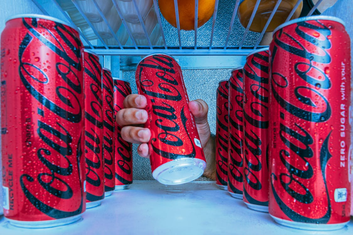 Coca-Cola clássica e Coca-Cola Zero lado a lado